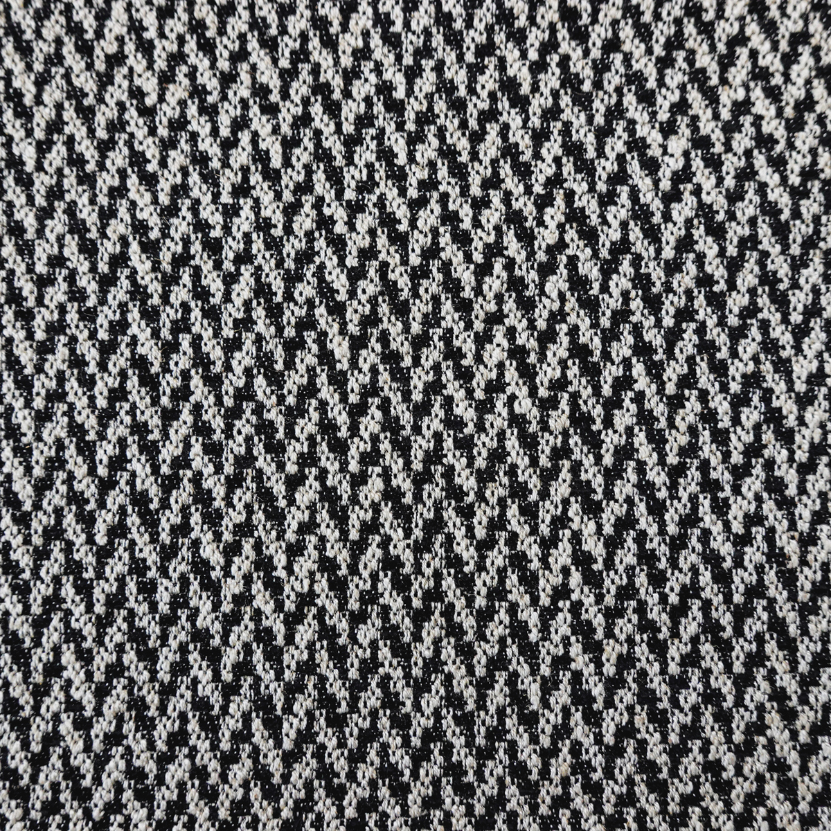 KH25493 -1